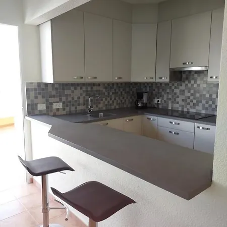 Apartamento Club La Mar 62 *